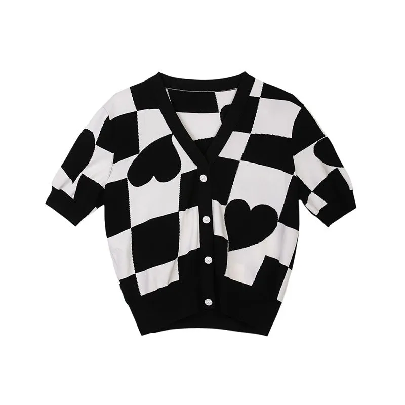 Black & White Short Sleeve Heart Pattern T-shirt