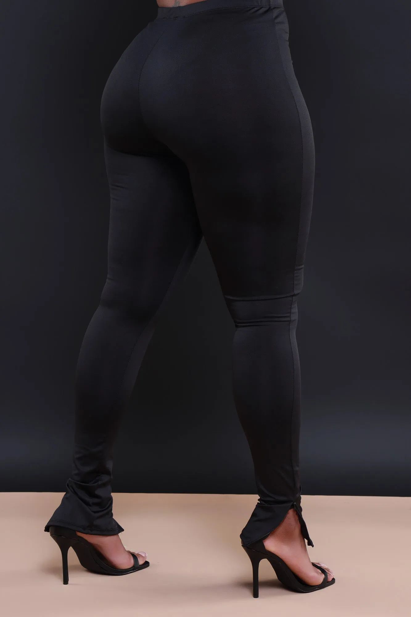 Easy Does It Extended Leggings - Black