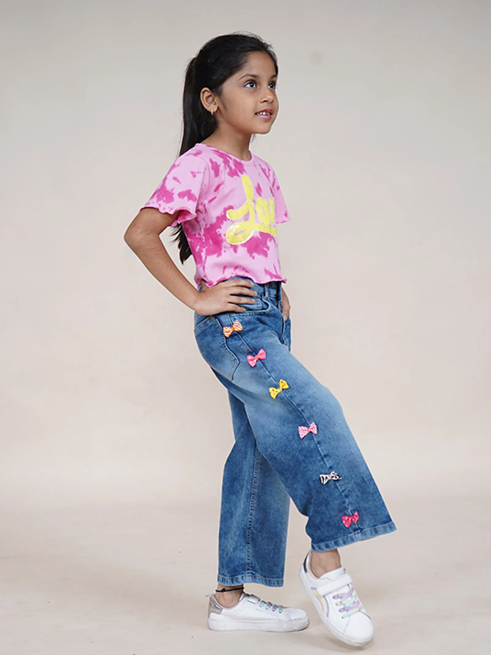 Girls Multiple Small Bow Detailed Jeans