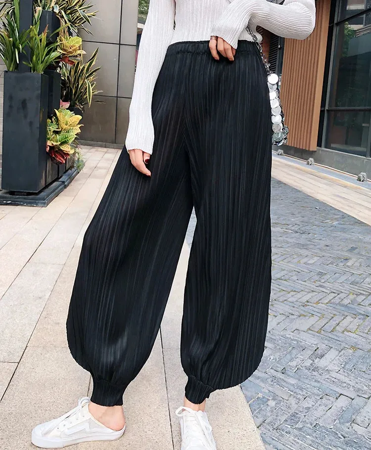 HEYFANCYSTYLE Tokyo Pleated Puffy Pants