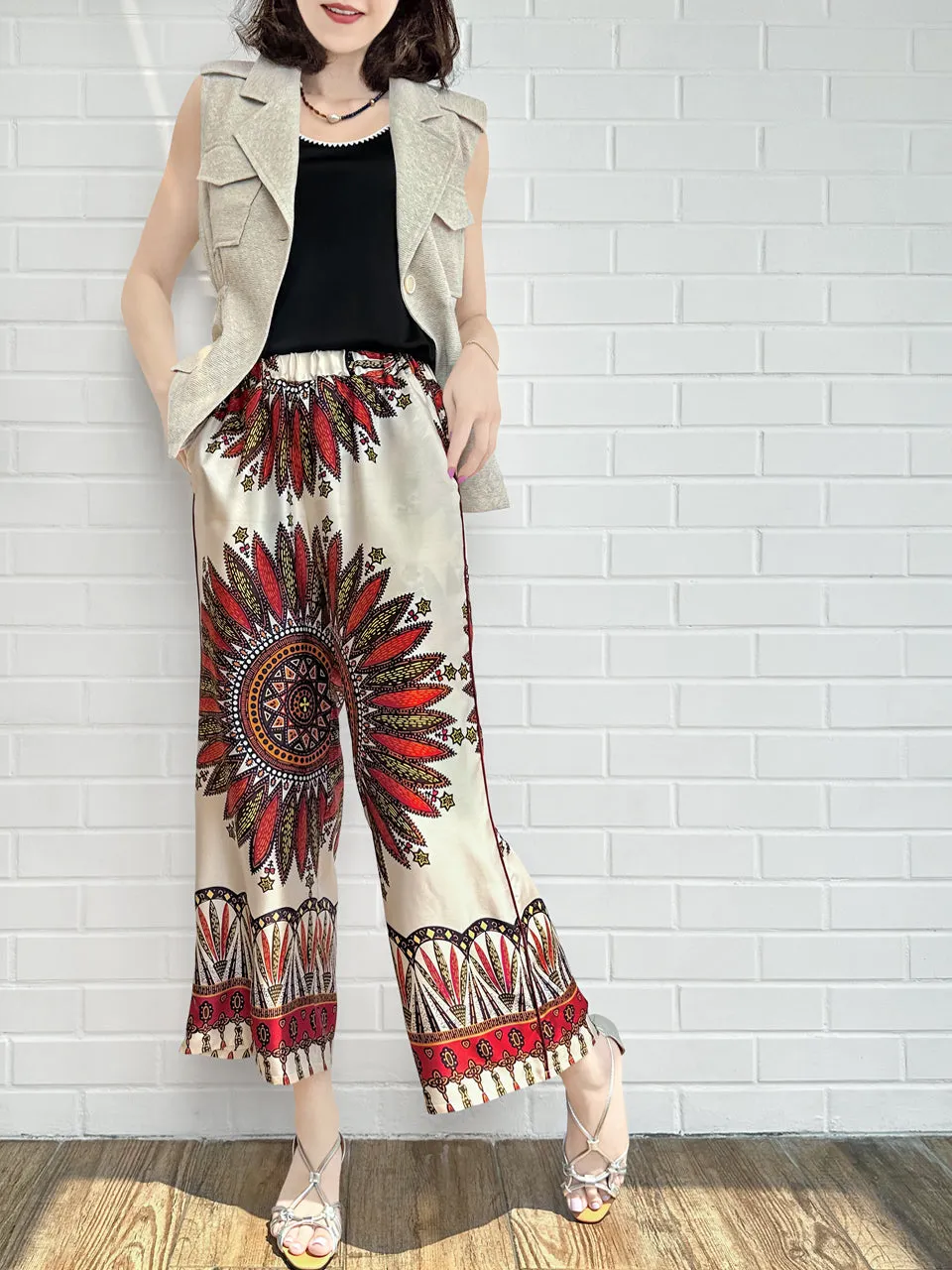 Mahogany Gold Mandala Contrast Piping Silky Cropped Trousers