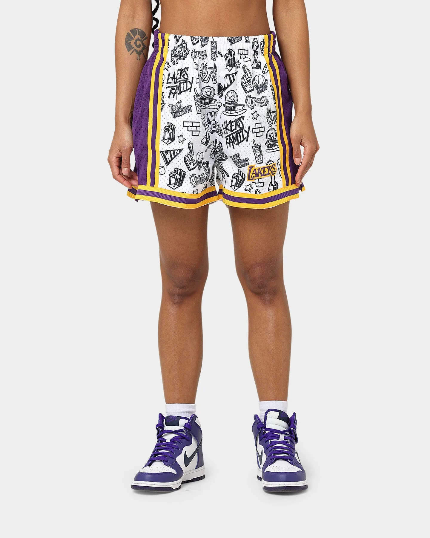 Mitchell & Ness Women's Los Angeles Lakers Doodle Shorts White