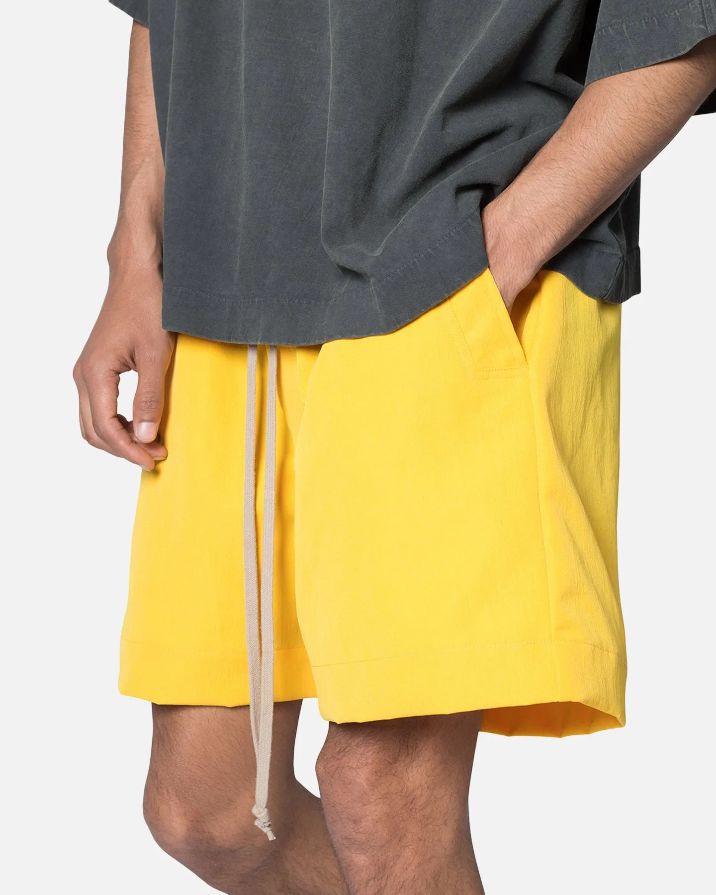 MNML Weimar Shorts Yellow