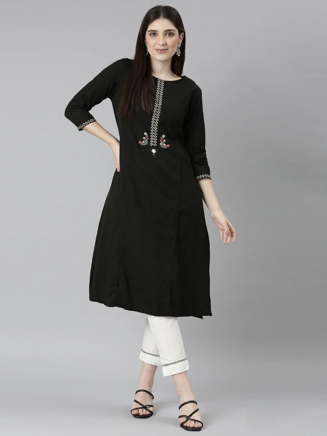 Neeru's Black Regular Straight Solid Kurta And Trousers