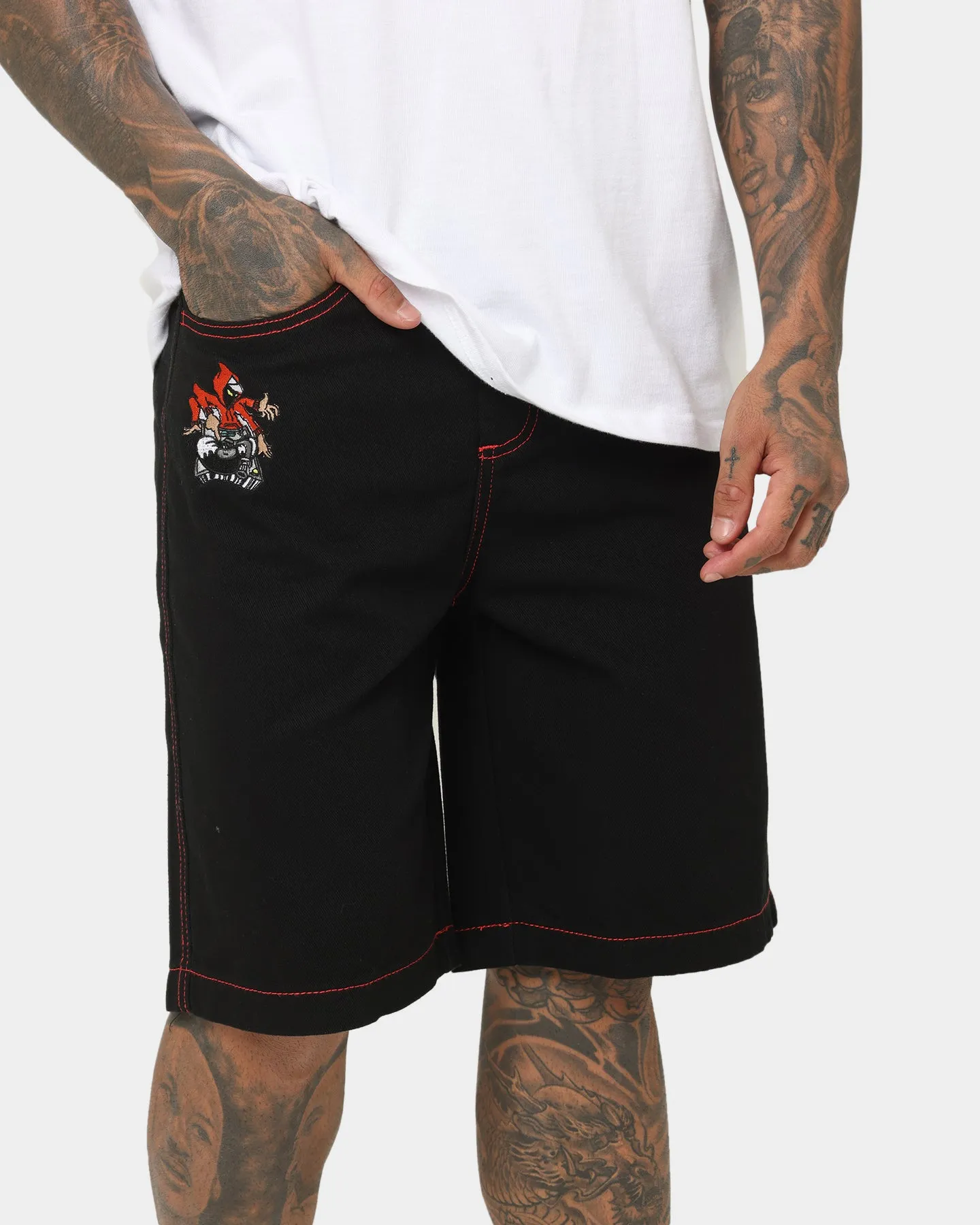 X-Large Scratch Man Shorts Black Denim